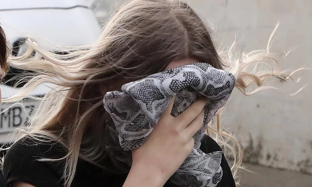 Κύπρος: Στα δικαστήρια η Βρετανίδα για τον «ομαδικό βιασμό»